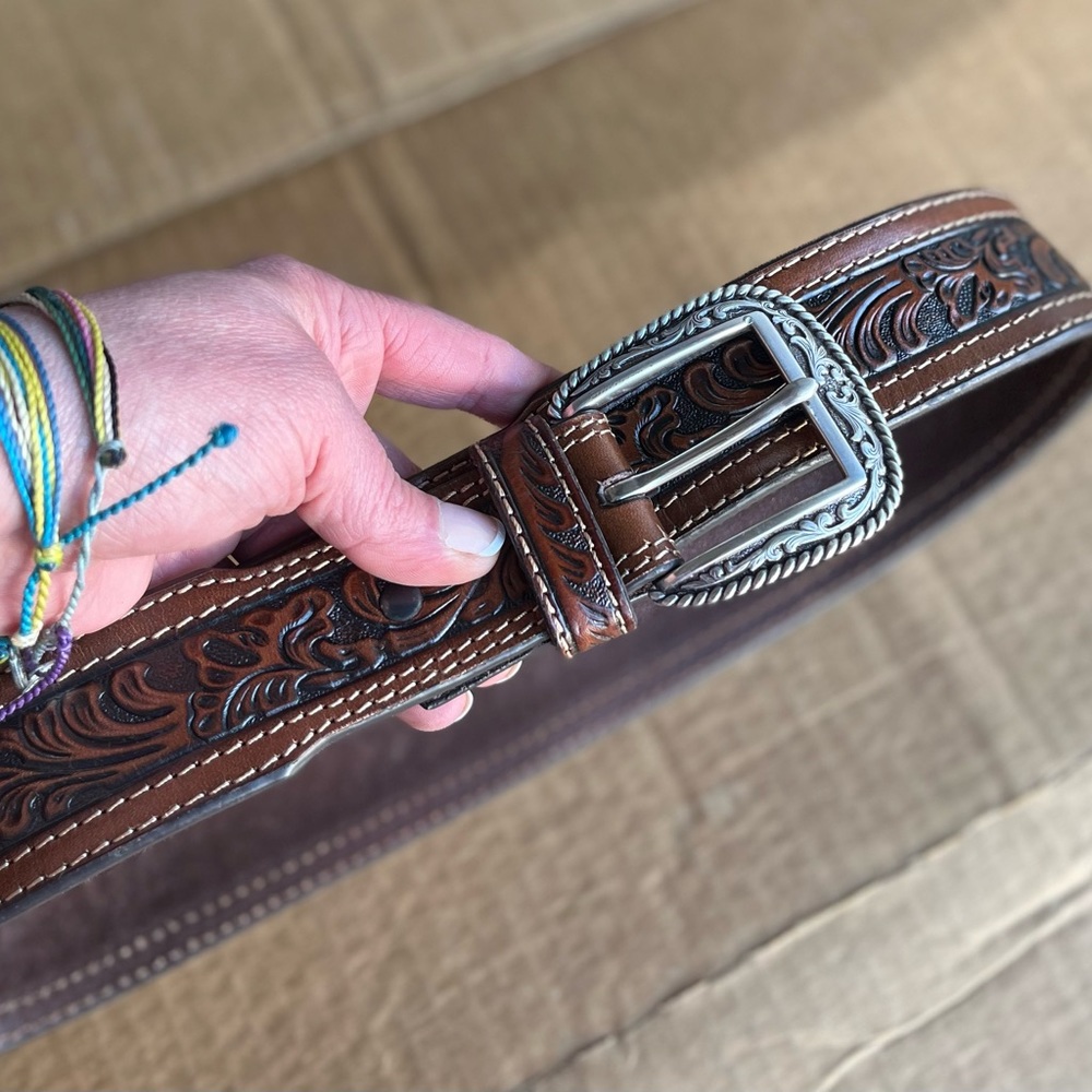 ARIAT Men's Western Taper Belt with Scroll Work - Size 36